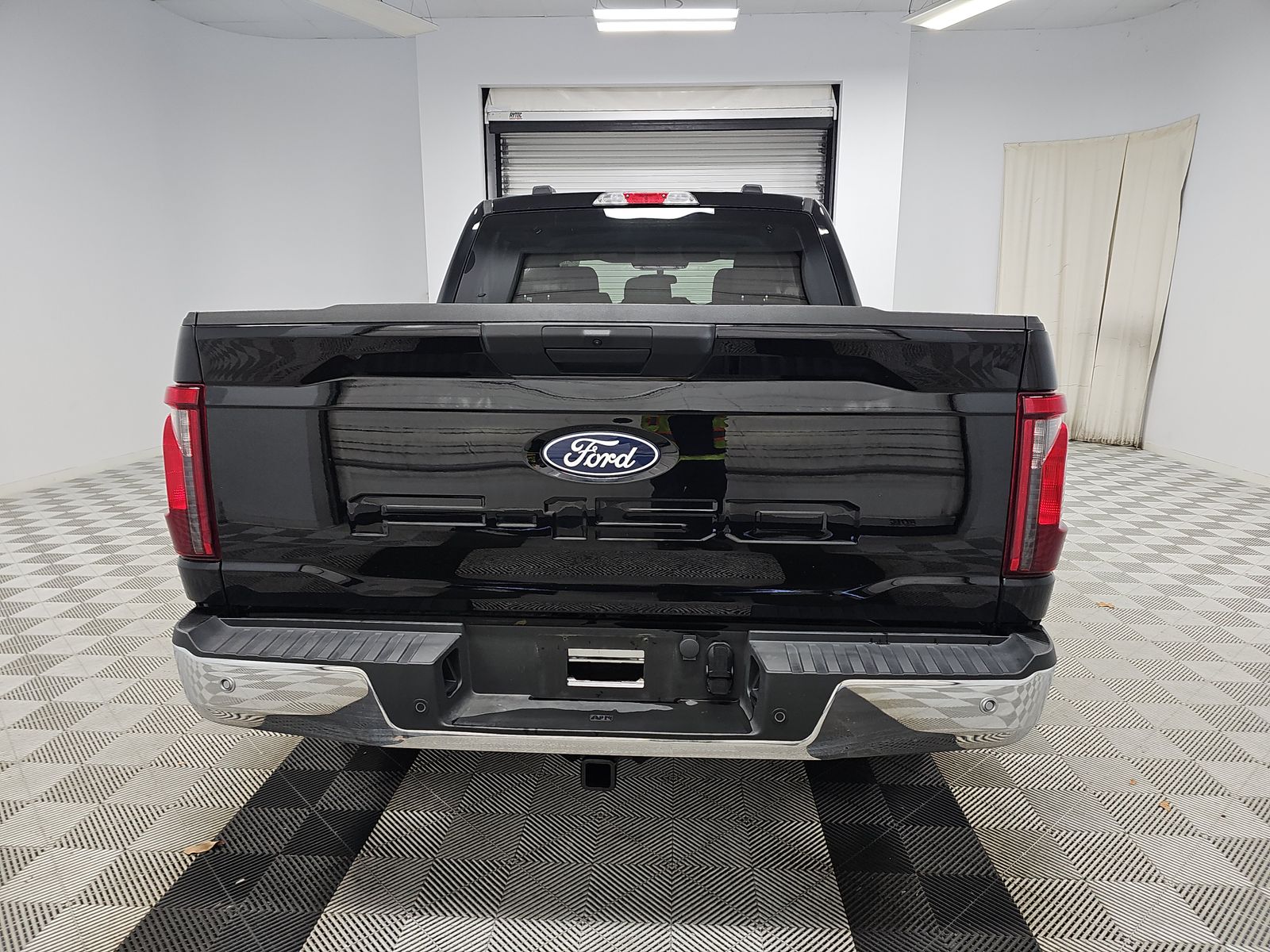 2025 Ford F-150 XLT RWD