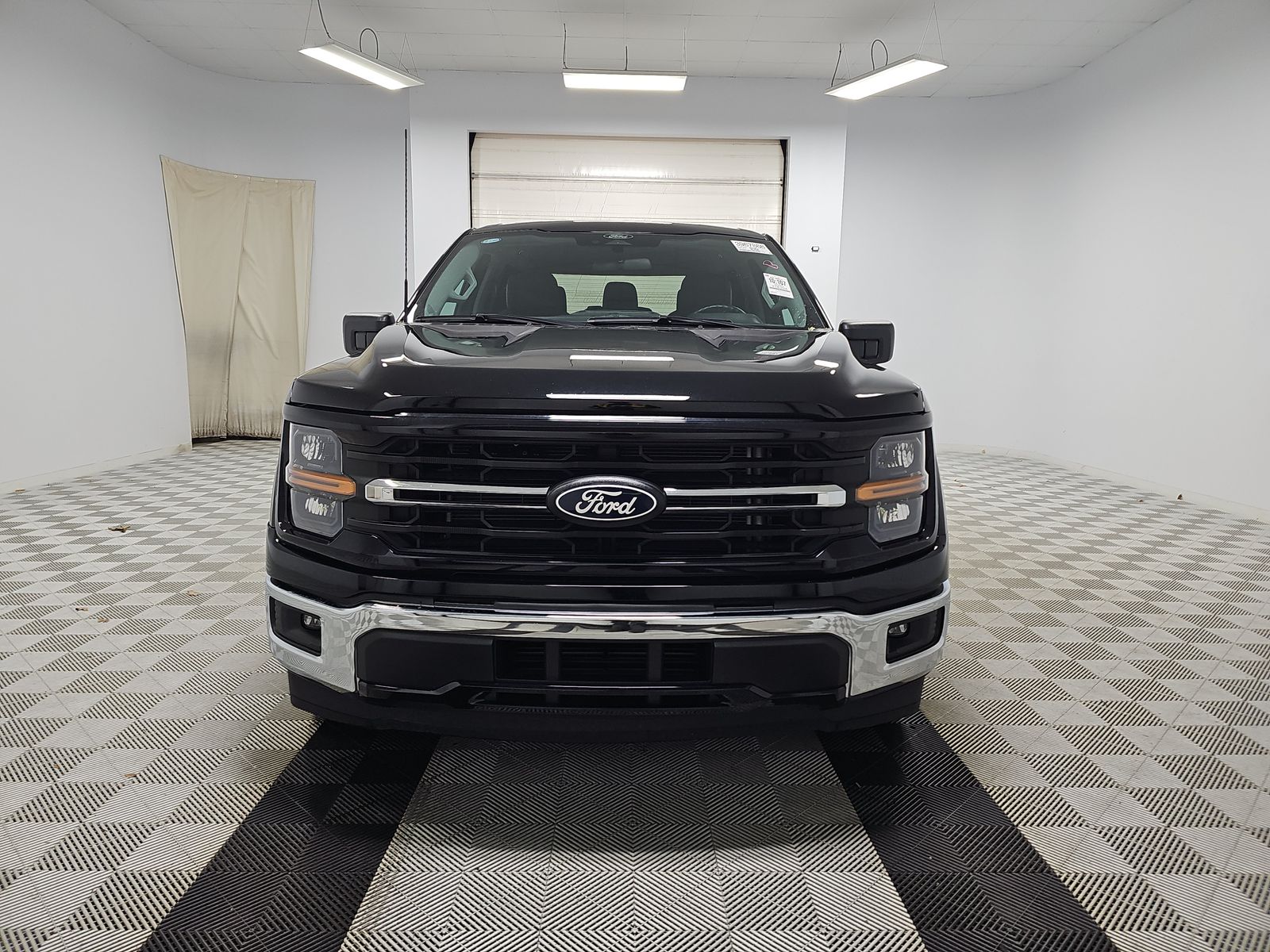 2025 Ford F-150 XLT RWD