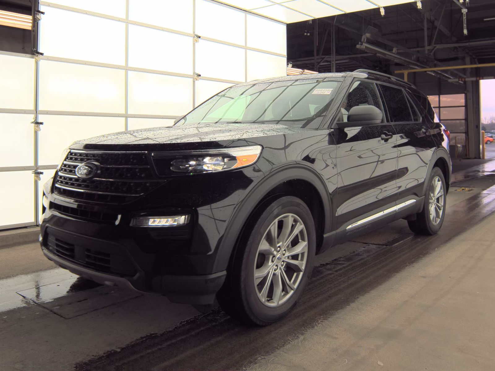 2022 Ford Explorer XLT AWD