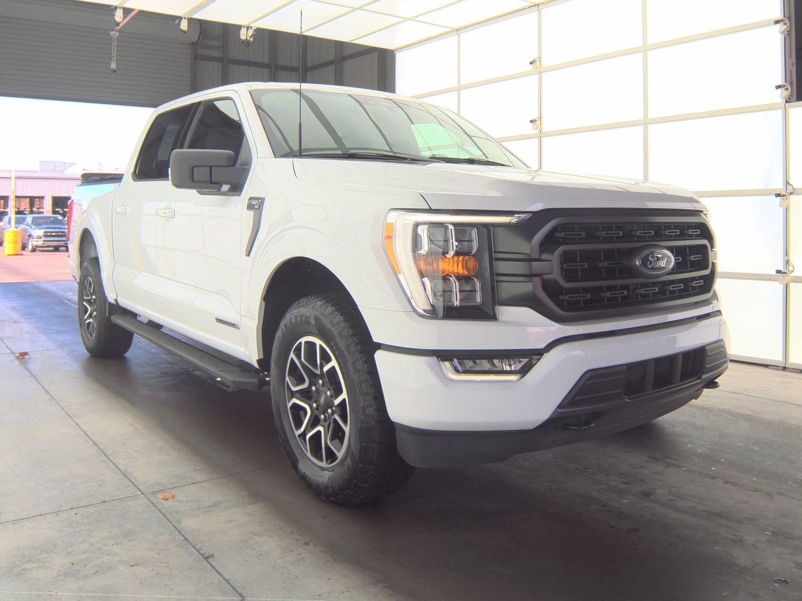 2023 Ford F-150 Hybrid XLT AWD