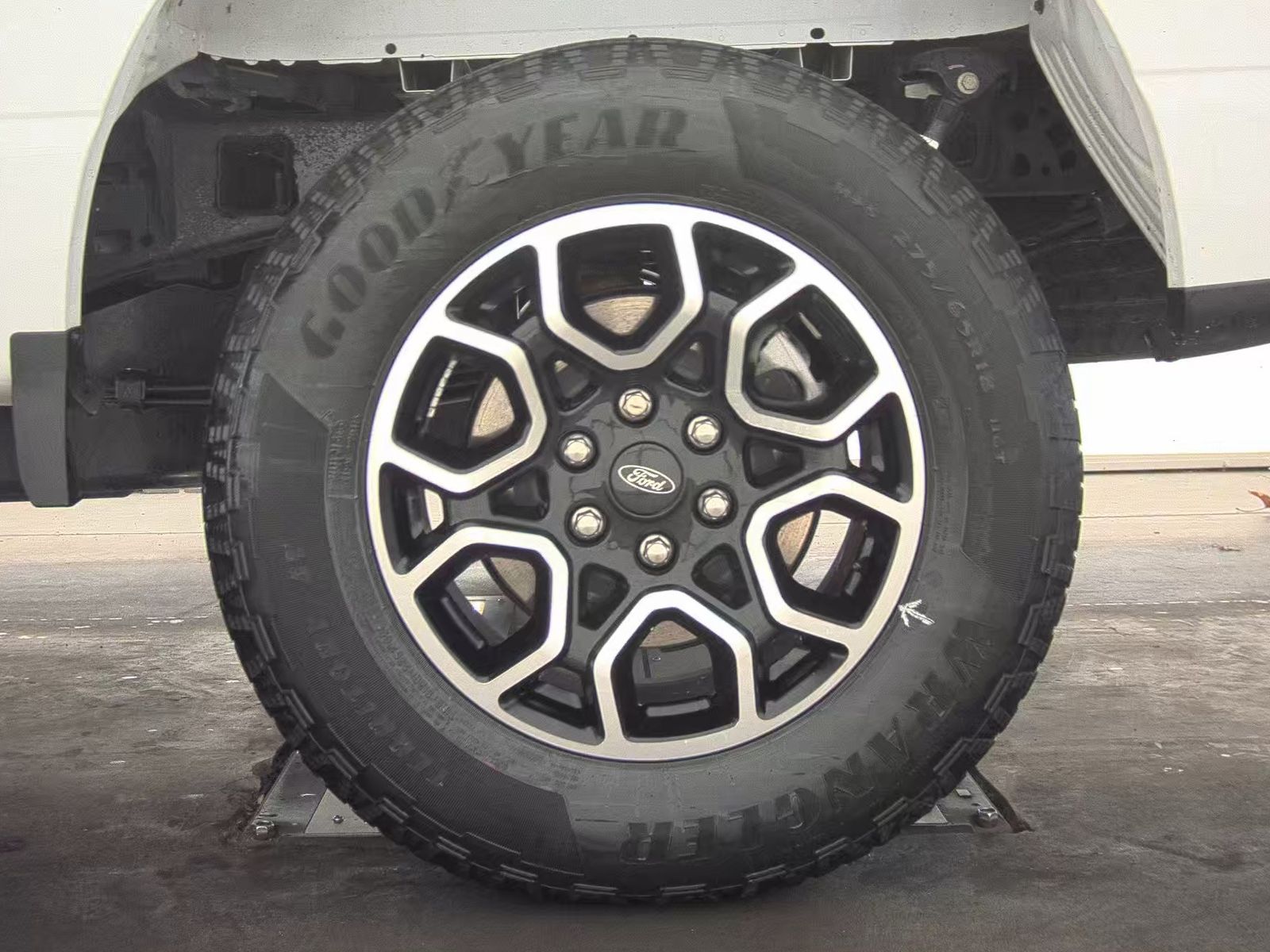 2023 Ford F-150 Hybrid XLT AWD