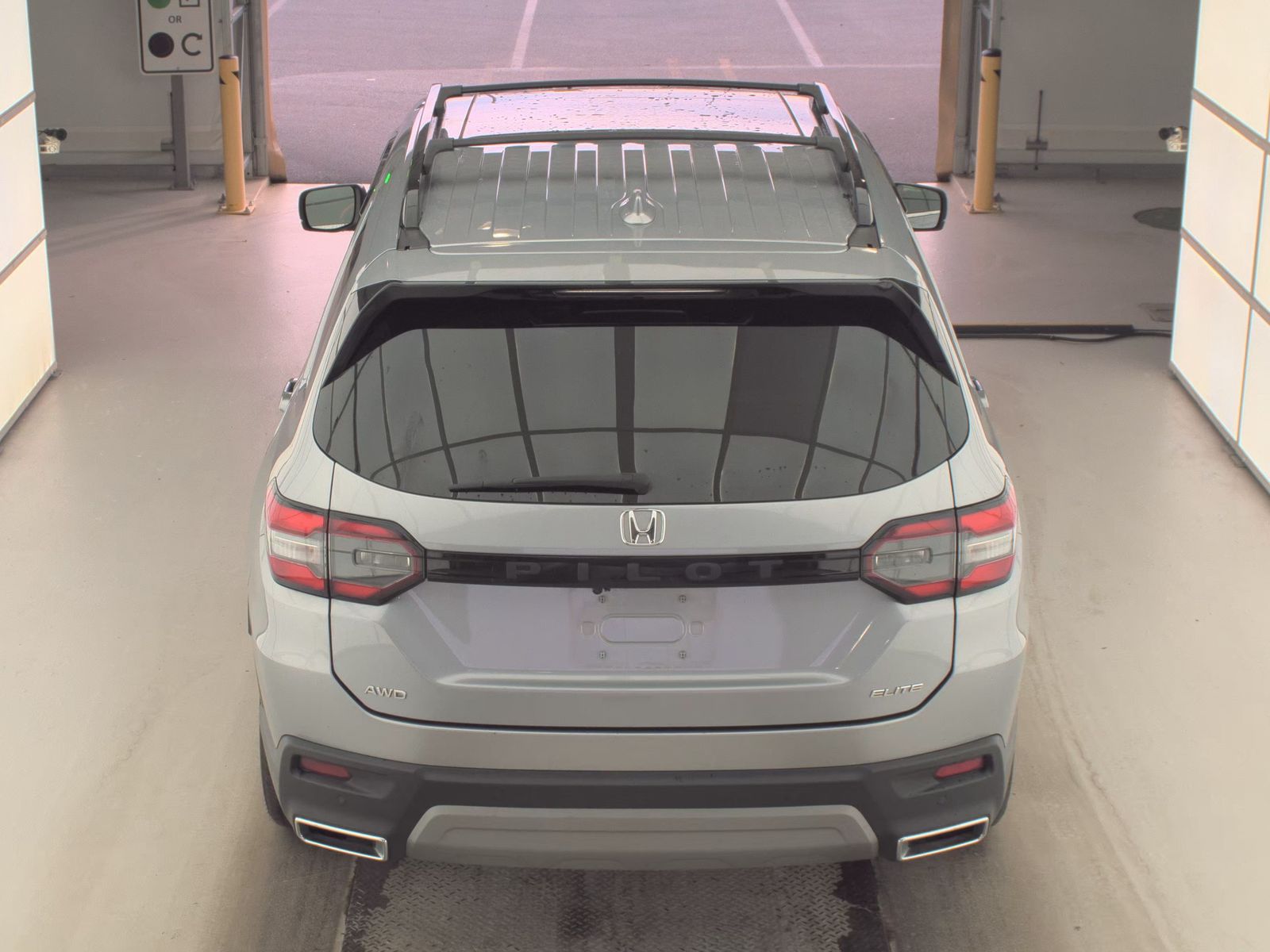 2023 Honda Pilot Elite AWD