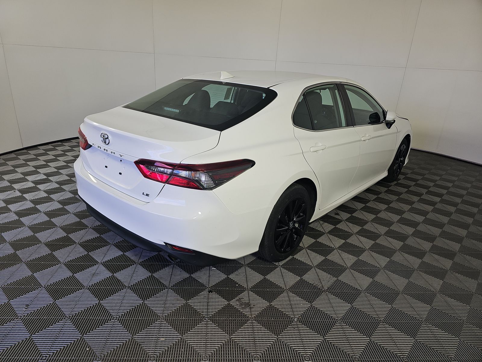 2023 Toyota Camry LE FWD