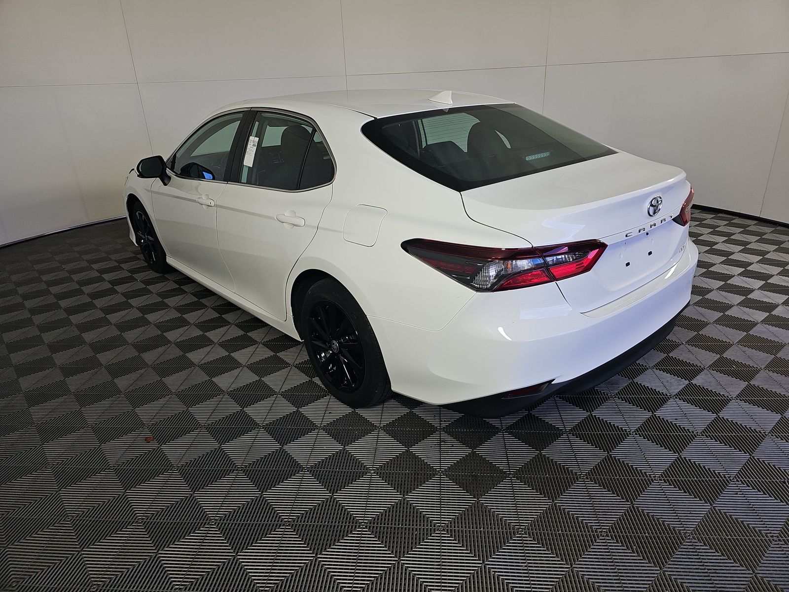 2023 Toyota Camry LE FWD