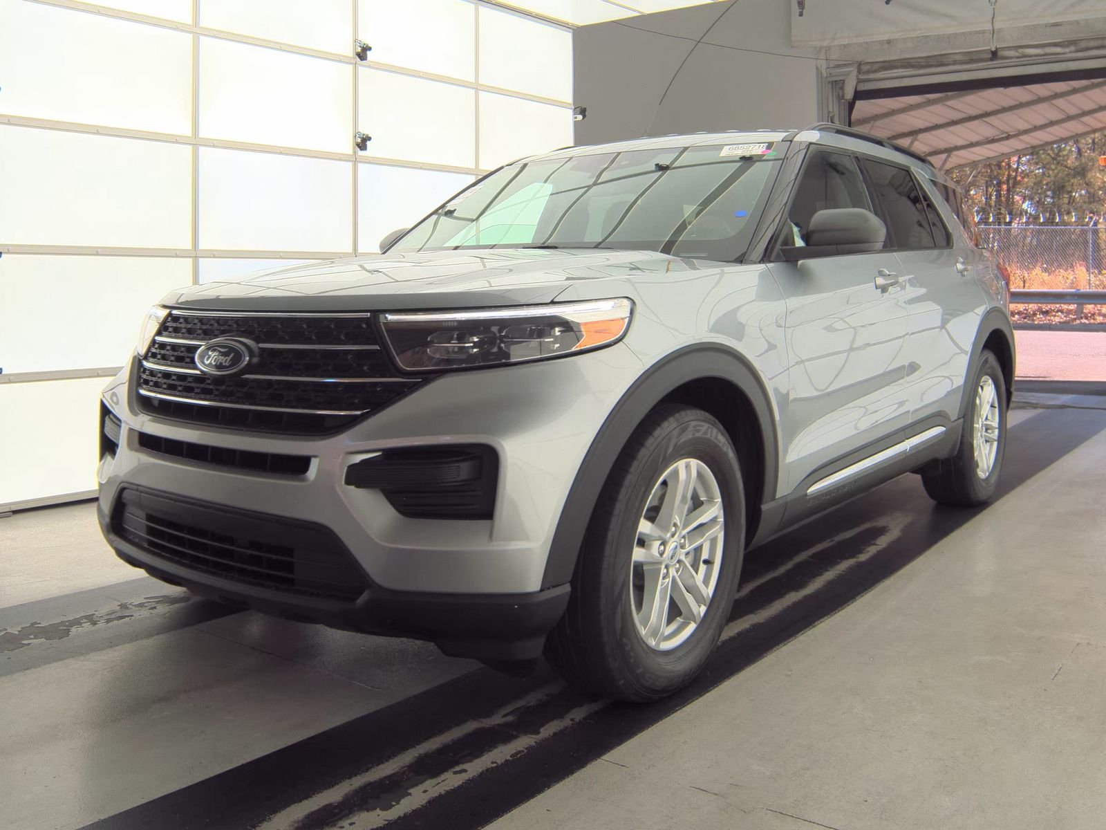 2023 Ford Explorer XLT RWD