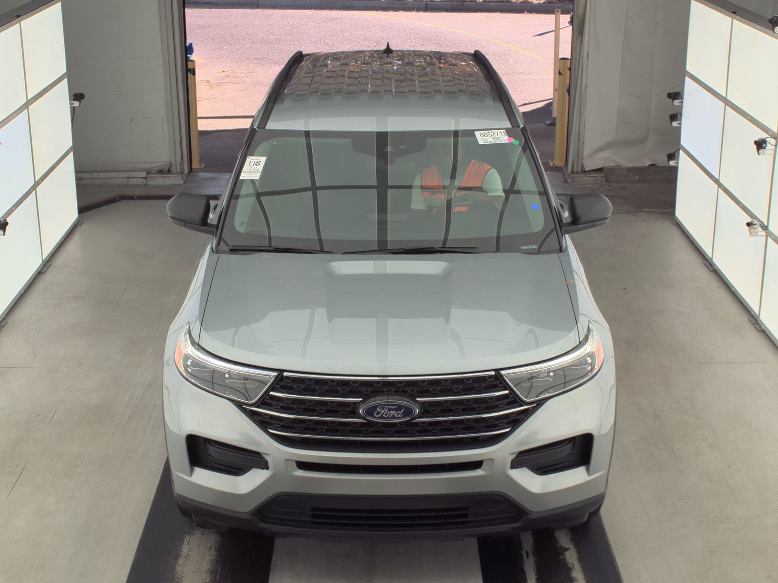 2023 Ford Explorer XLT RWD