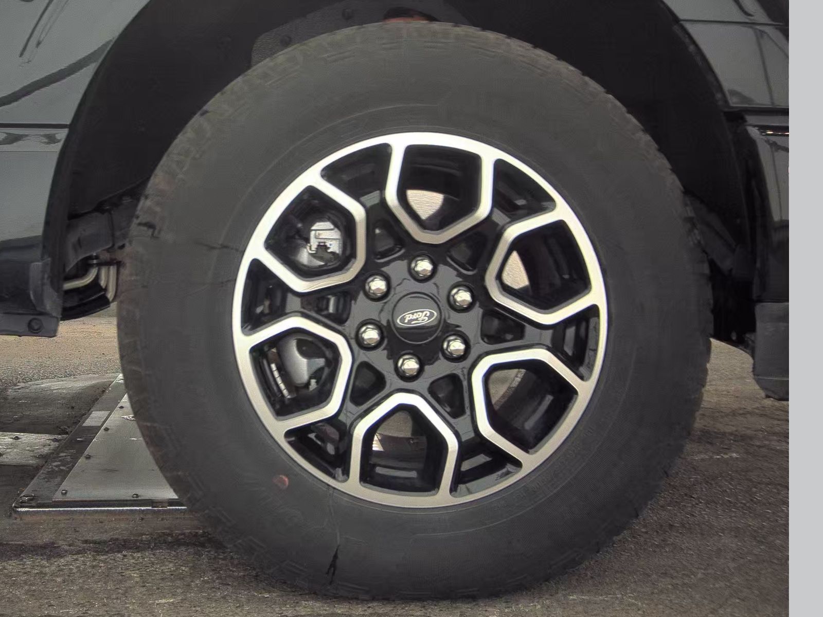 2023 Ford F-150 Hybrid XLT AWD