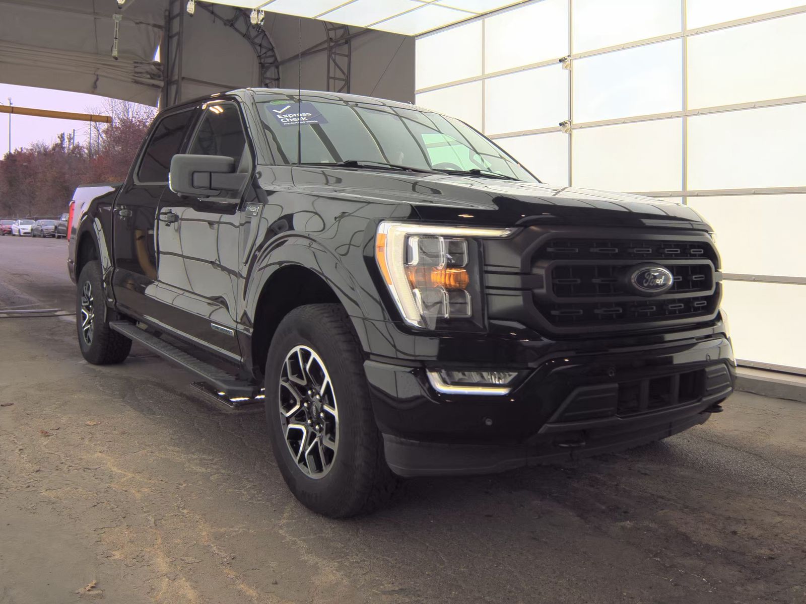 2023 Ford F-150 Hybrid XLT AWD