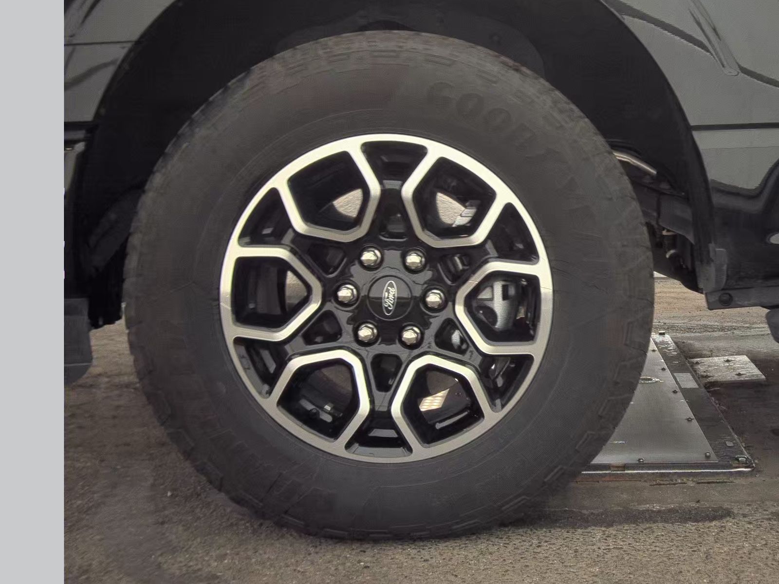 2023 Ford F-150 Hybrid XLT AWD