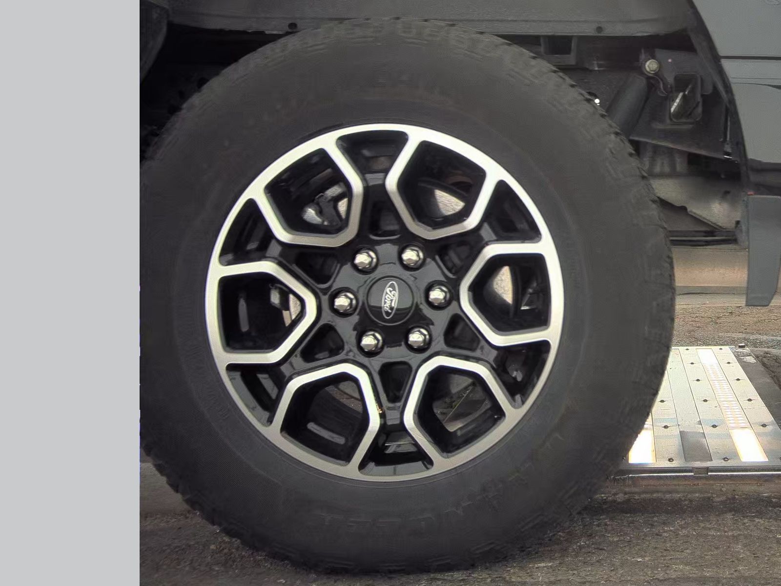 2023 Ford F-150 Hybrid XLT AWD