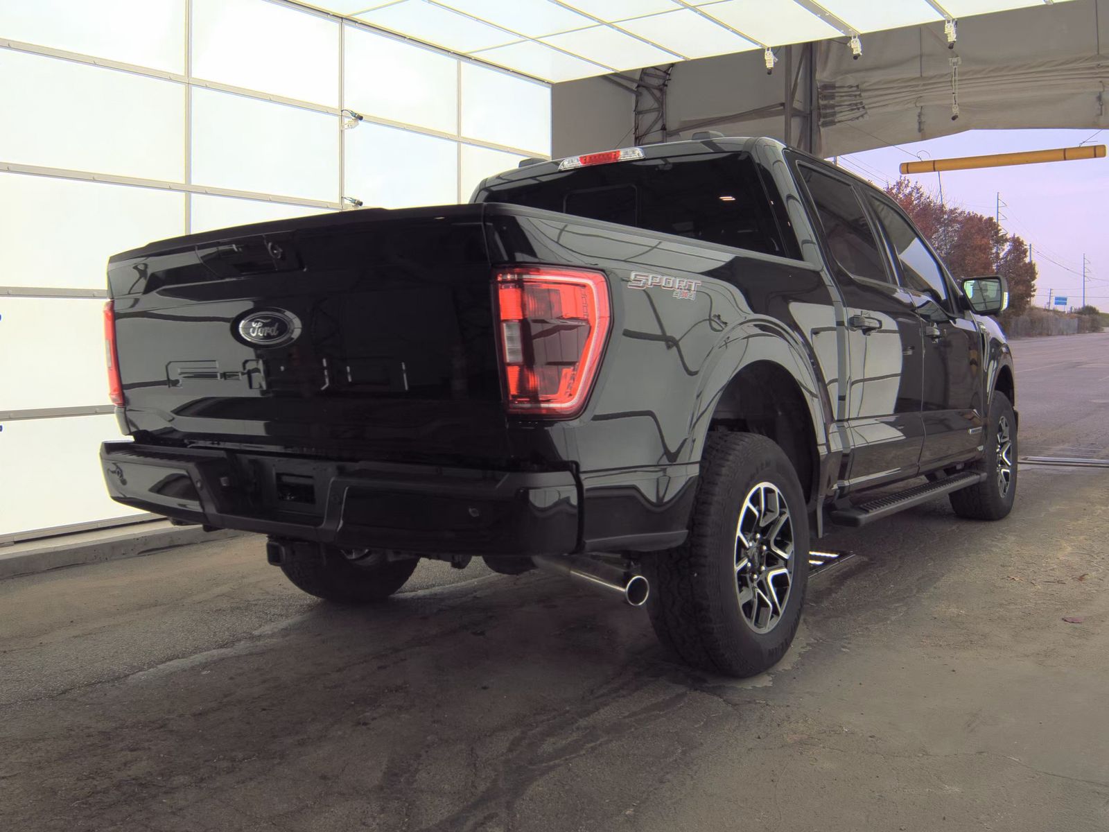 2023 Ford F-150 Hybrid XLT AWD