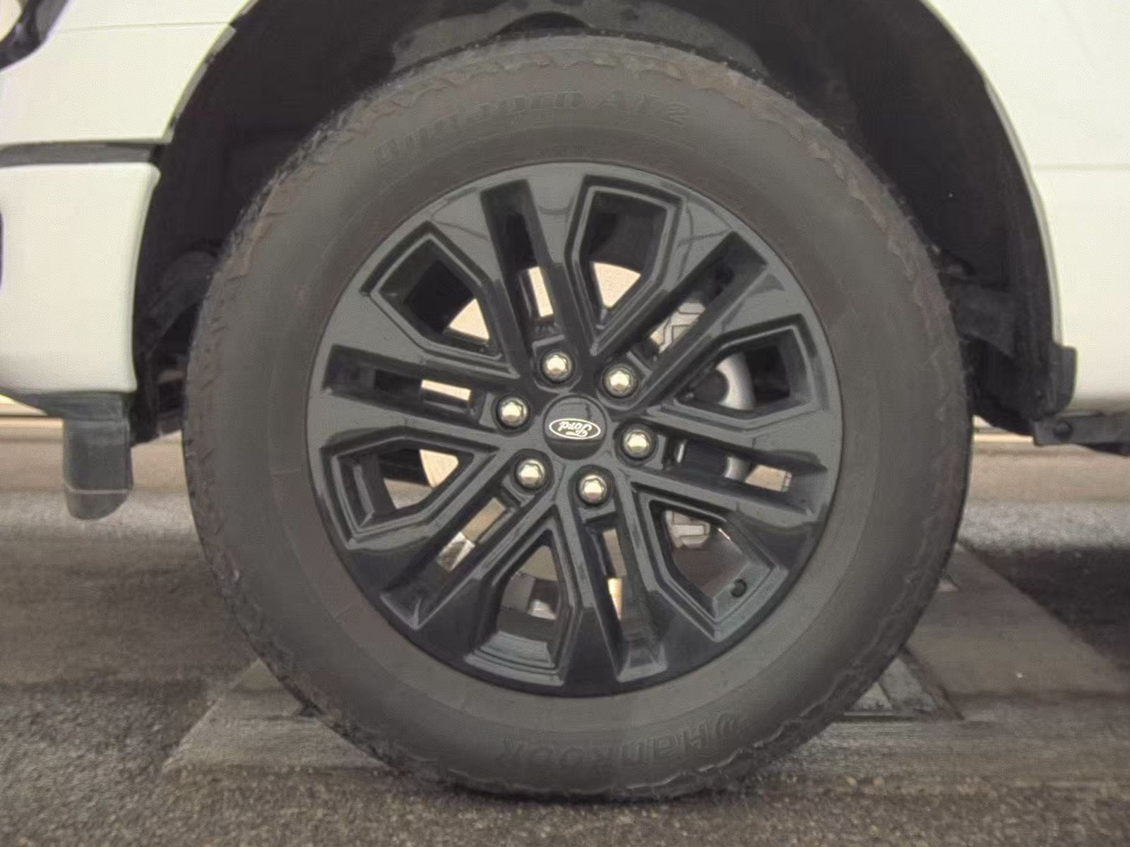 2024 Ford F-150 Hybrid XLT AWD