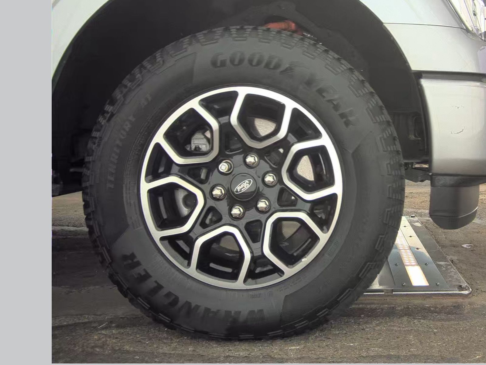 2023 Ford F-150 Hybrid XLT AWD