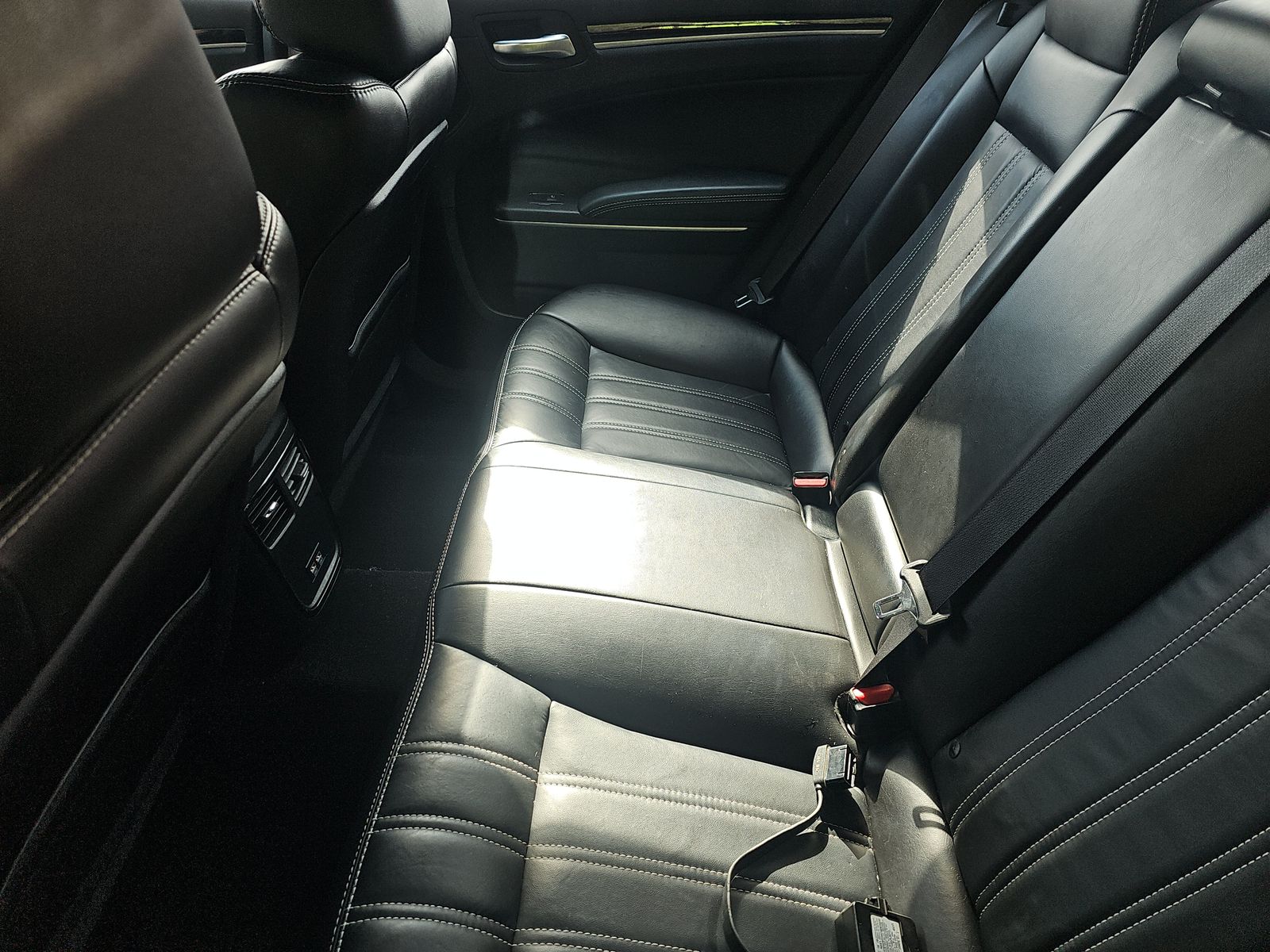 2023 Chrysler 300 300S RWD