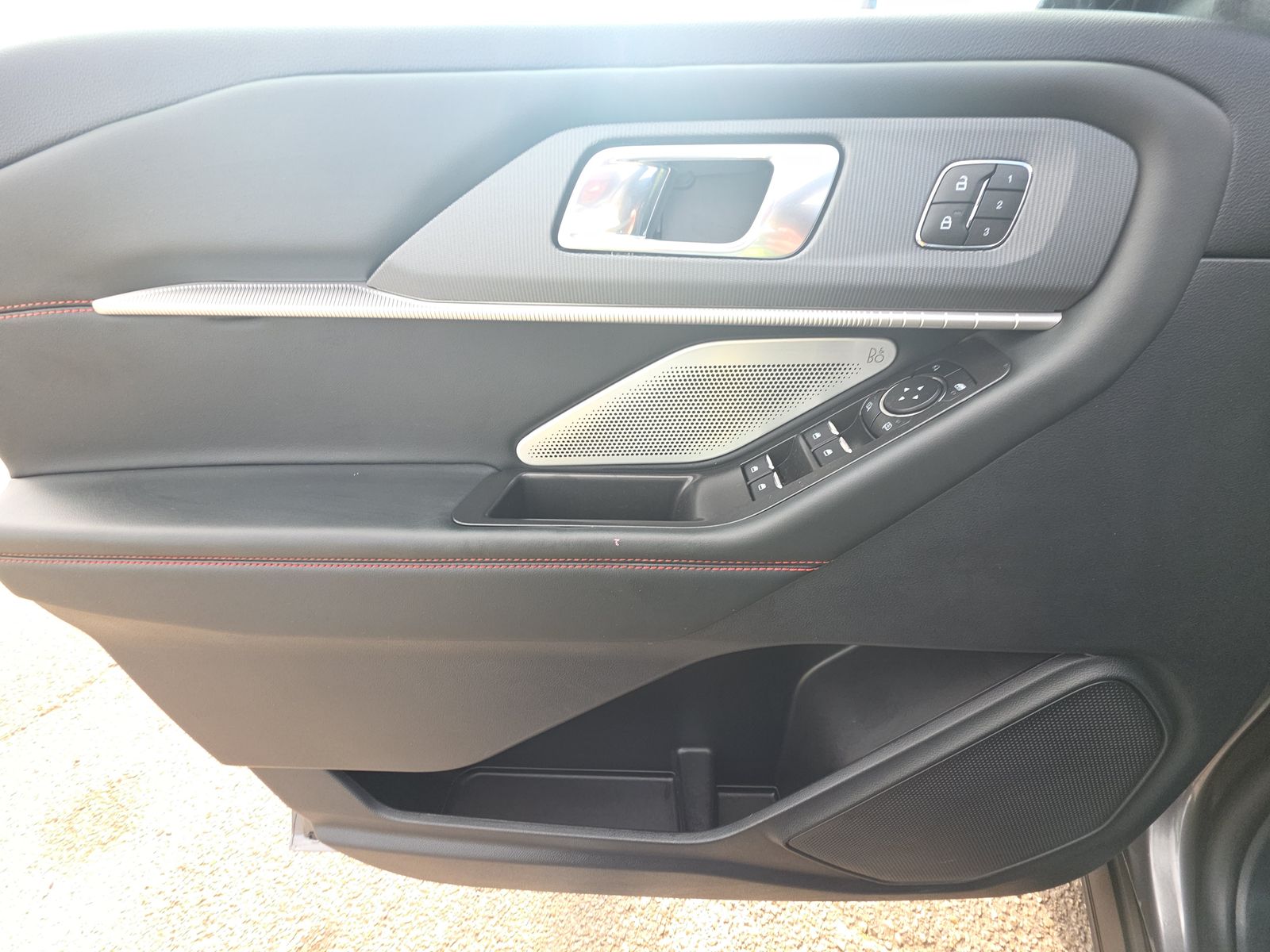 2025 Ford Explorer ST AWD