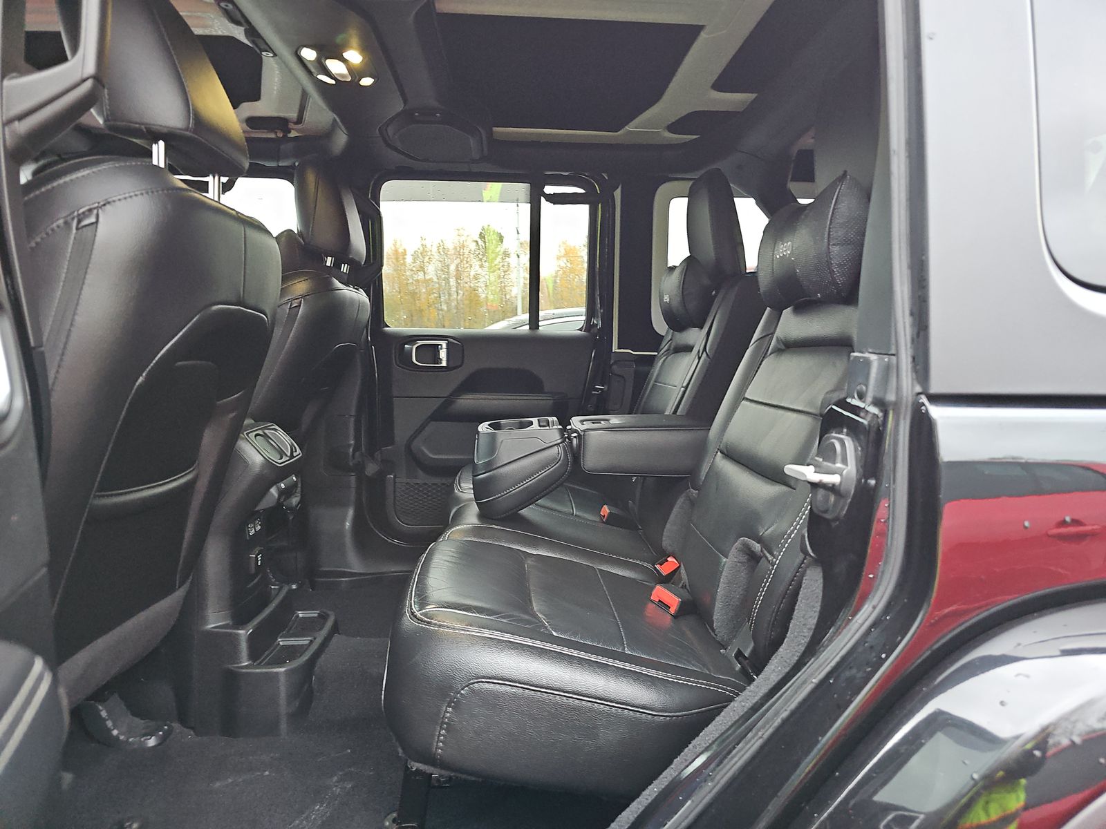 2020 Jeep Wrangler Unlimited Sahara AWD