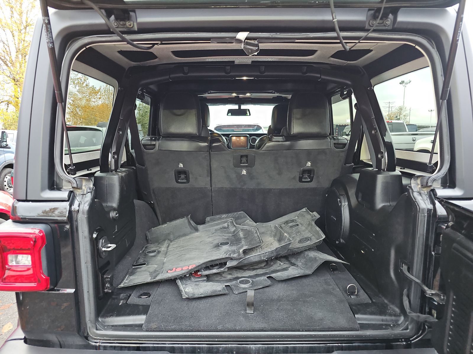 2020 Jeep Wrangler Unlimited Sahara AWD