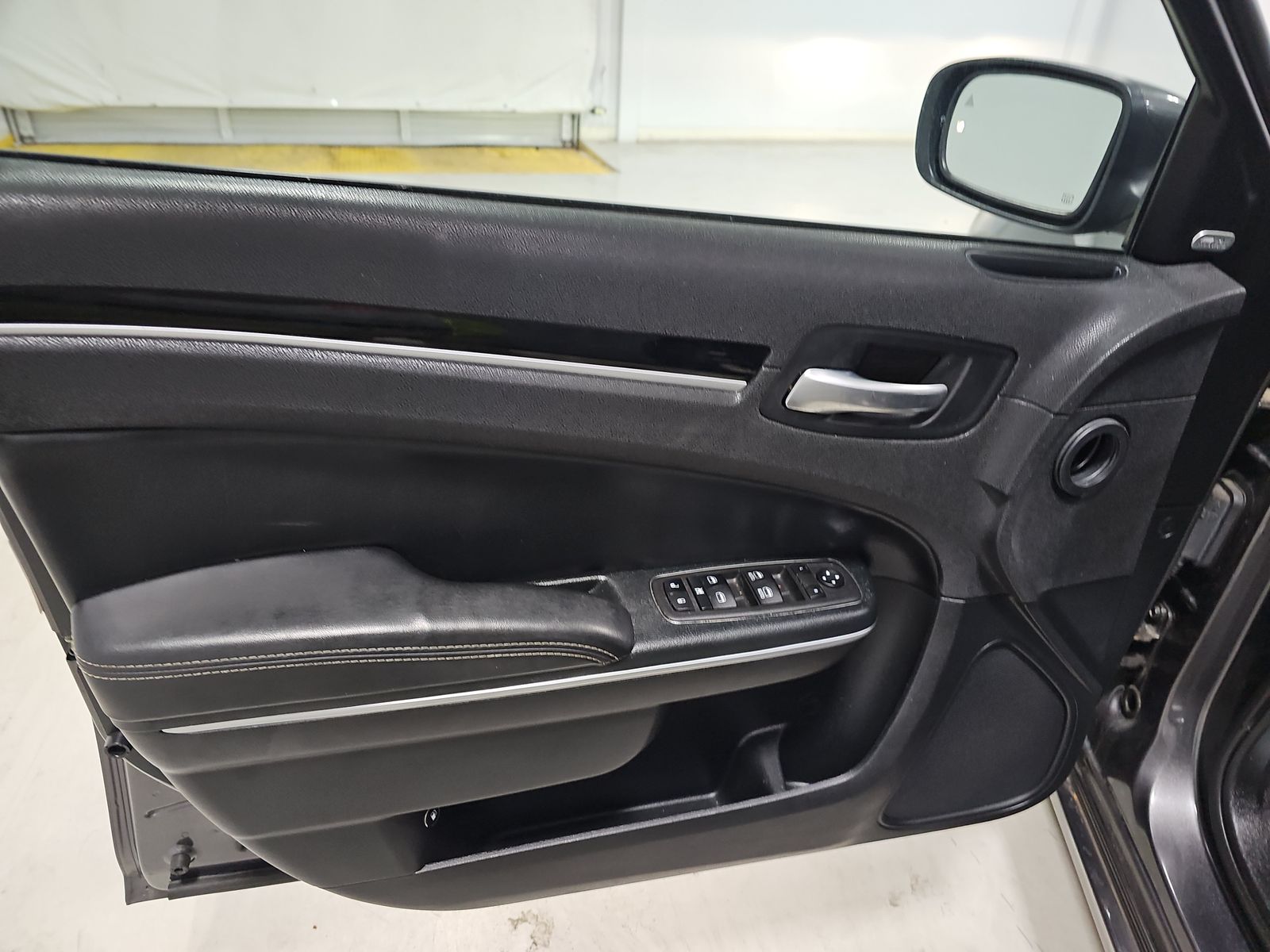 2022 Chrysler 300 S RWD