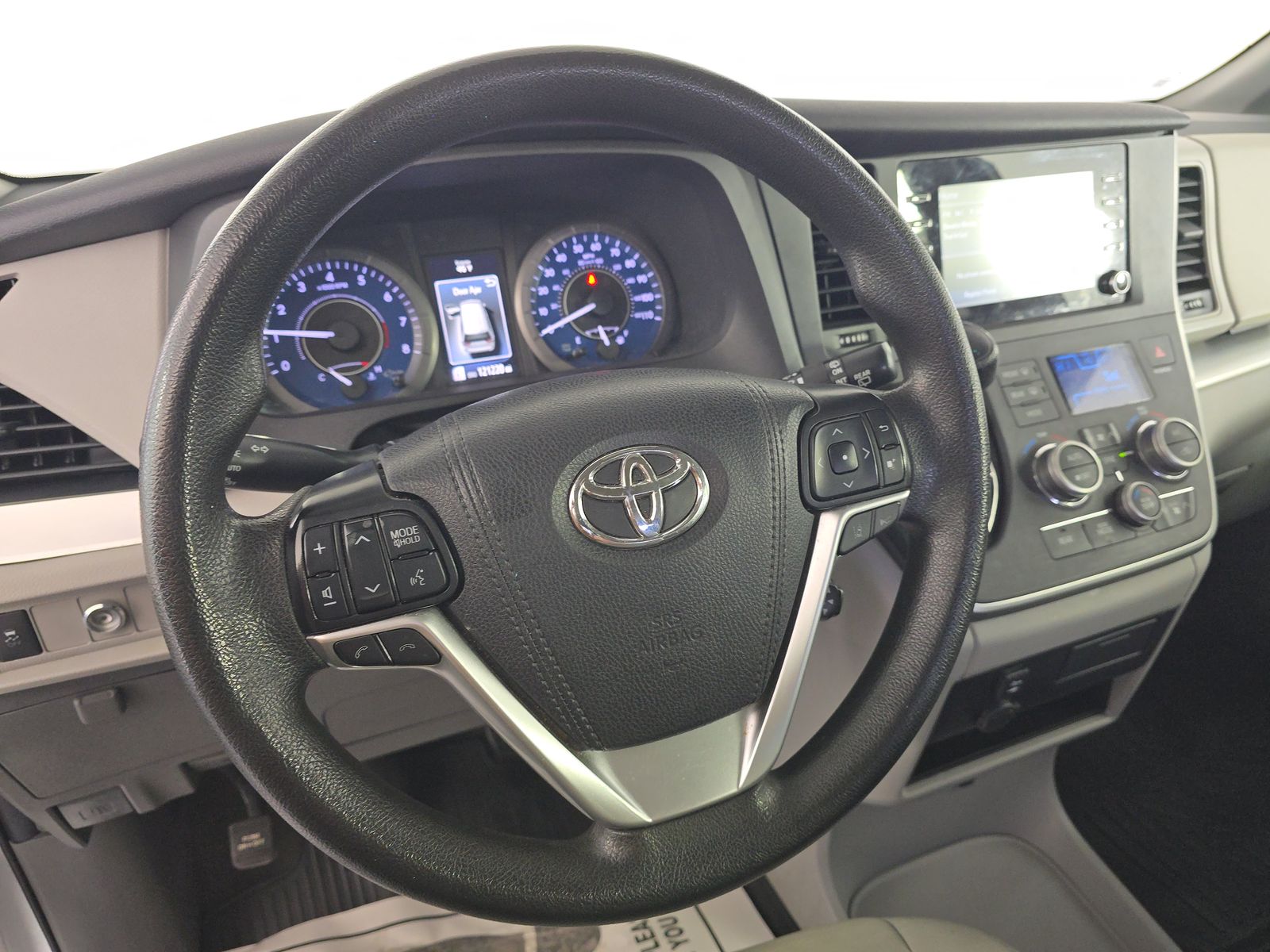 2020 Toyota Sienna L FWD