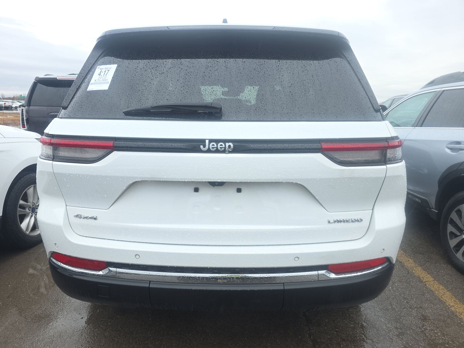 2023 Jeep Grand Cherokee Laredo AWD