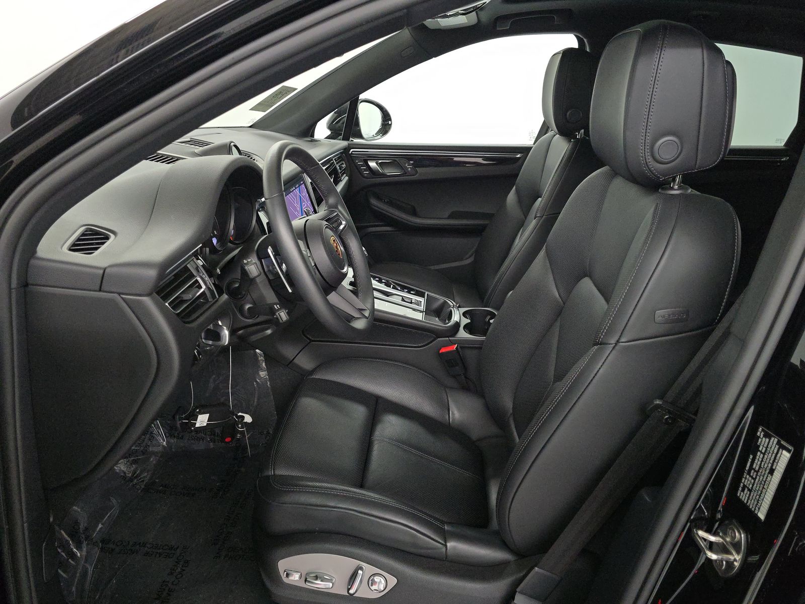 2025 Porsche Macan Base AWD