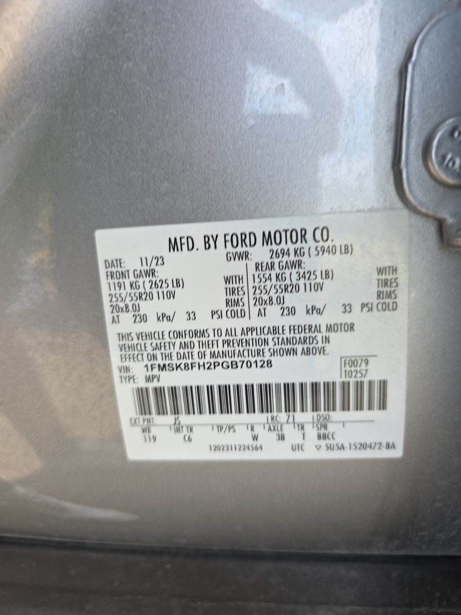 2023 Ford Explorer Limited AWD