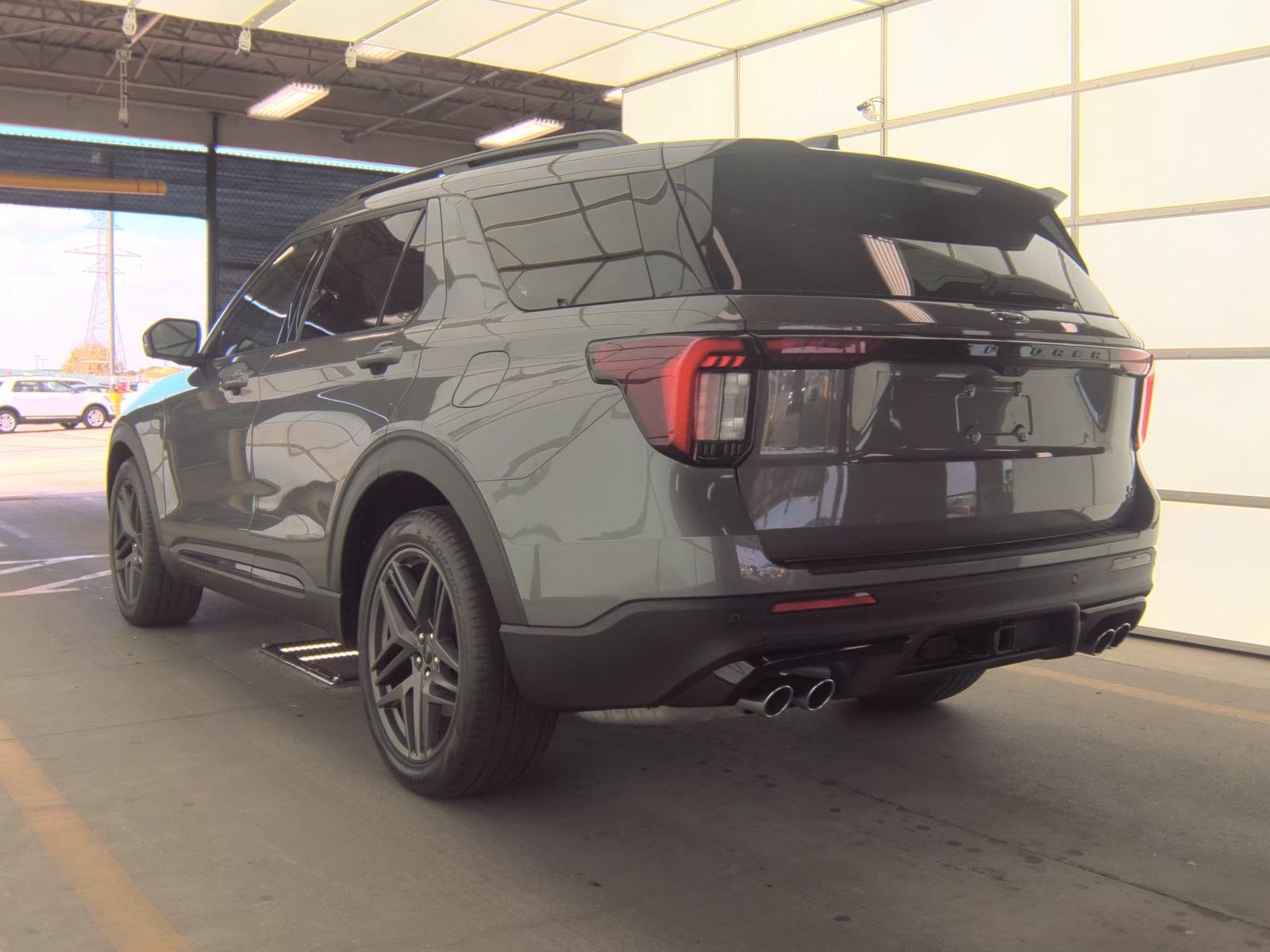 2025 Ford Explorer ST AWD