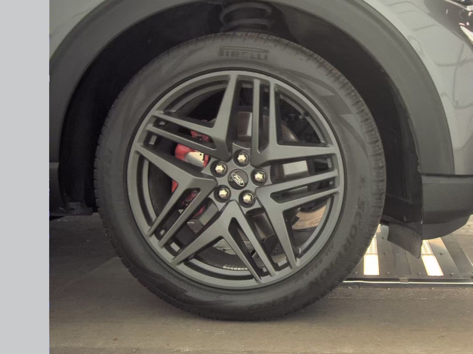 2025 Ford Explorer ST AWD