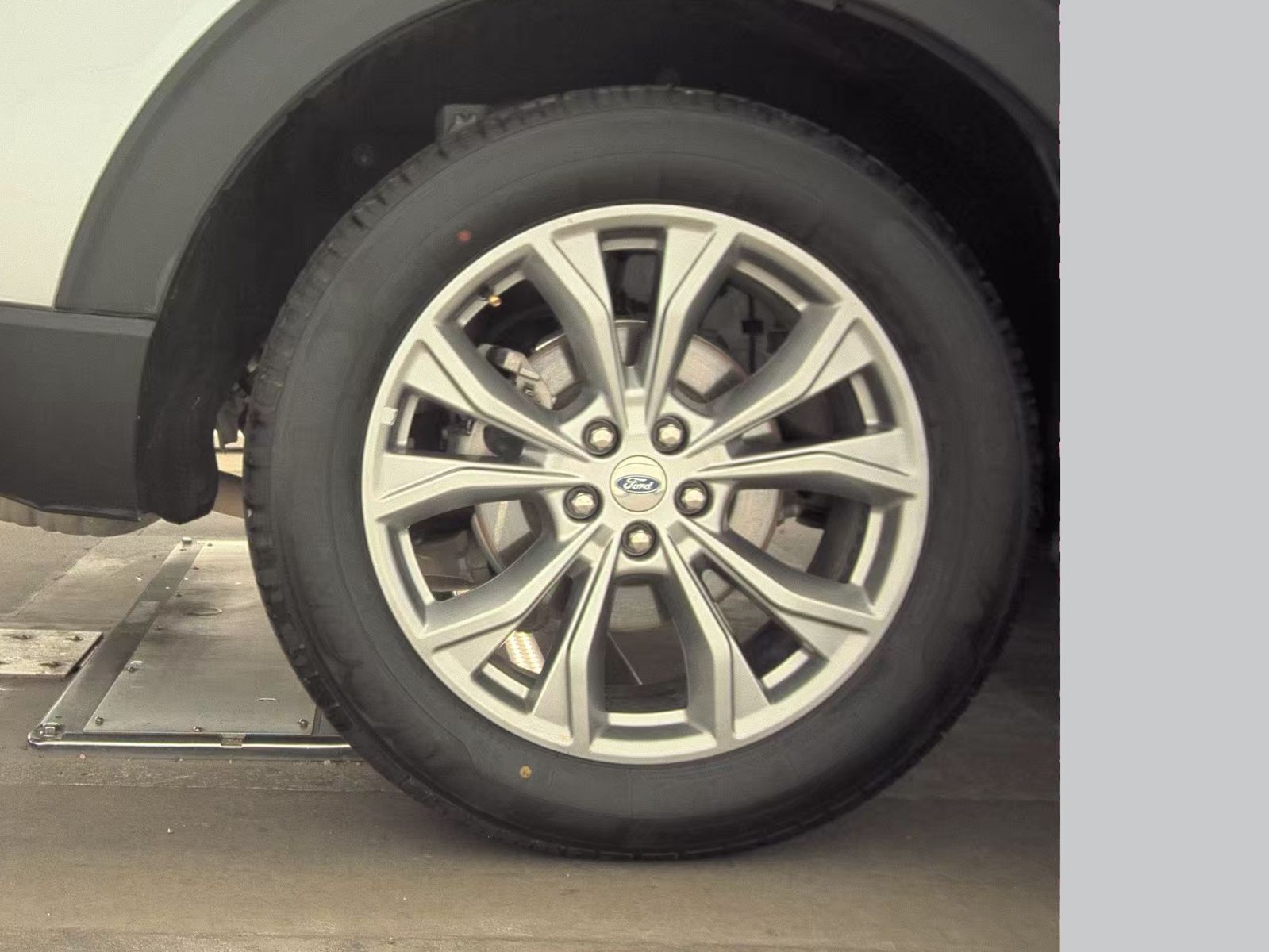 2023 Ford Explorer Limited AWD