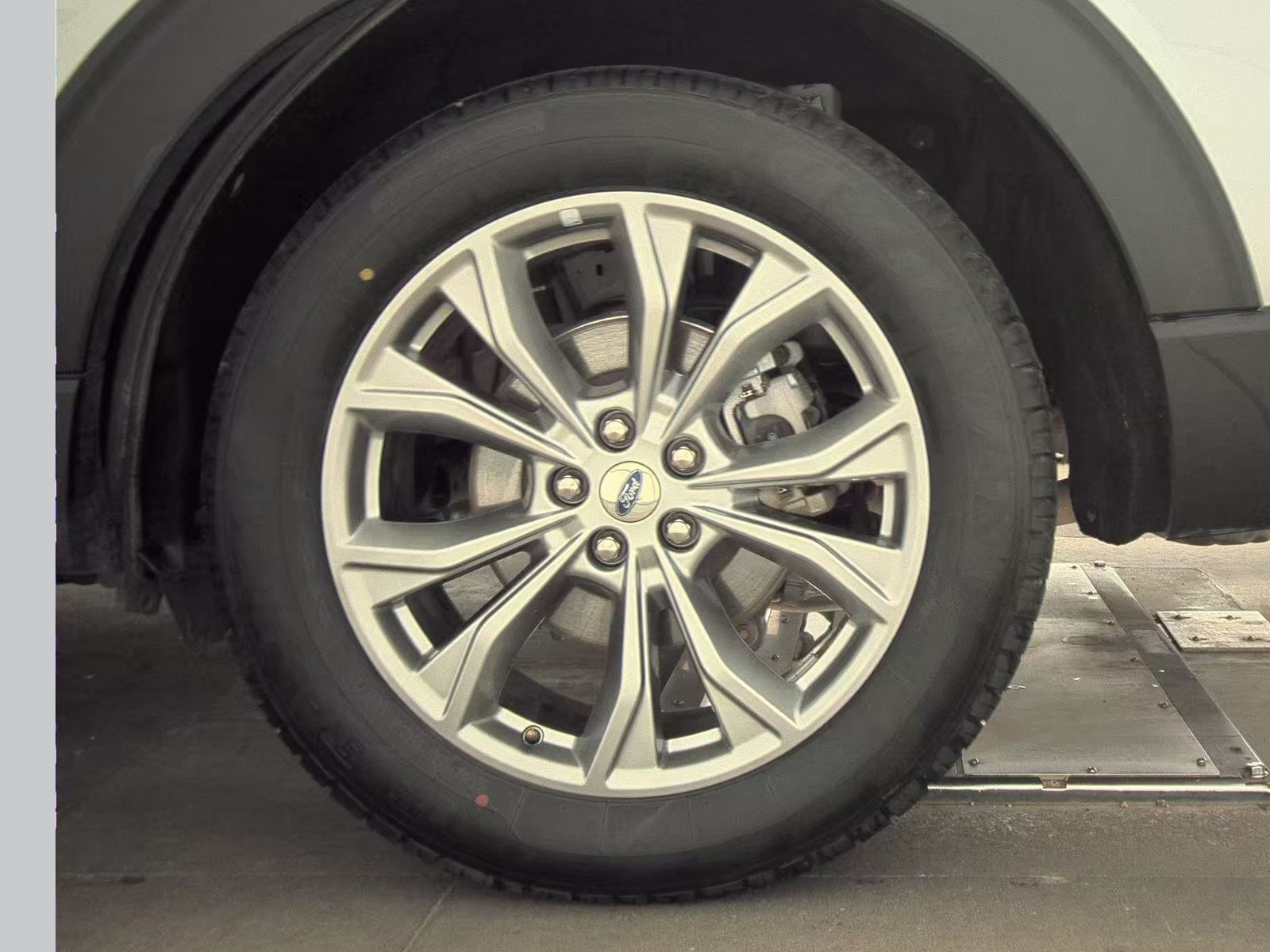 2023 Ford Explorer Limited AWD