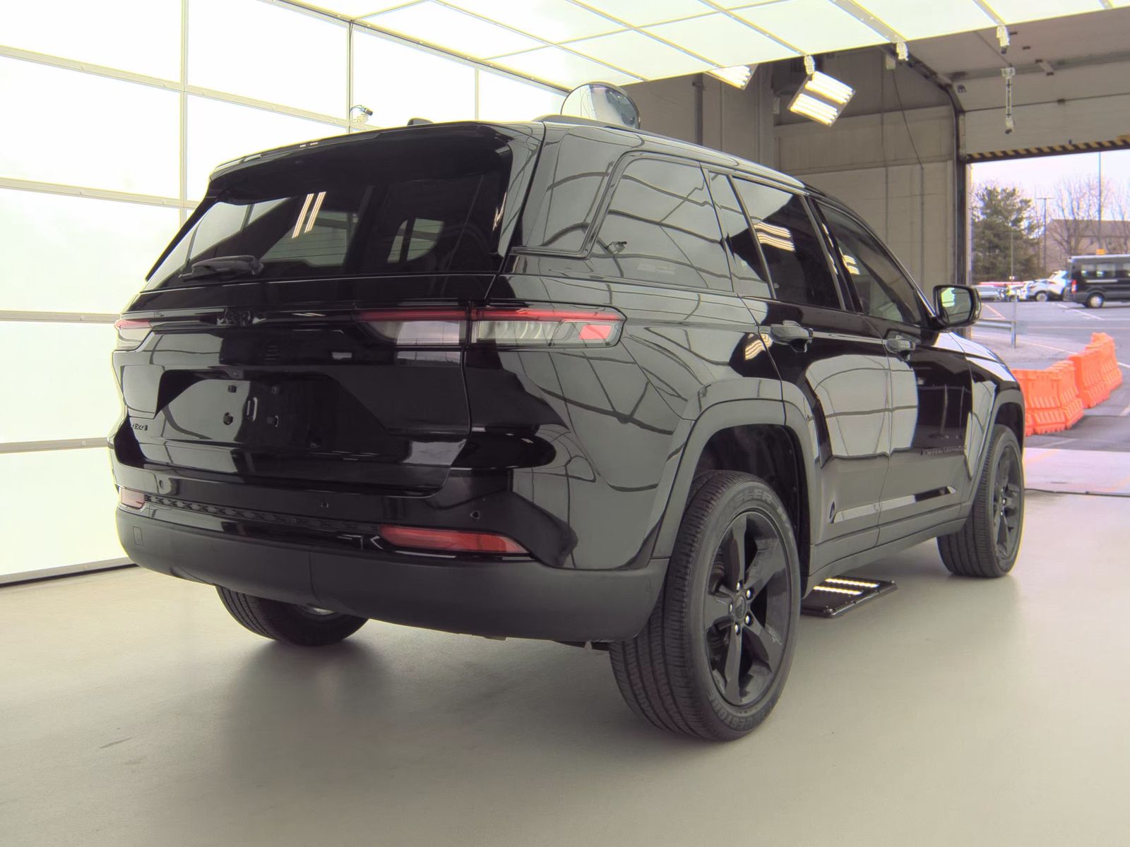 2022 Jeep Grand Cherokee Altitude AWD