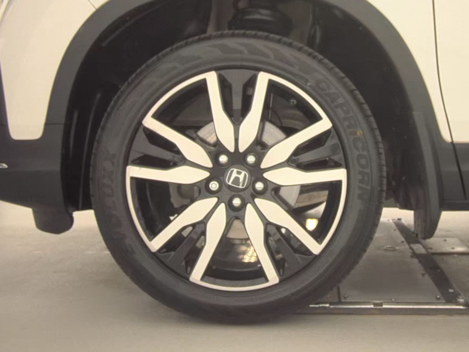 2022 Honda Pilot Touring AWD