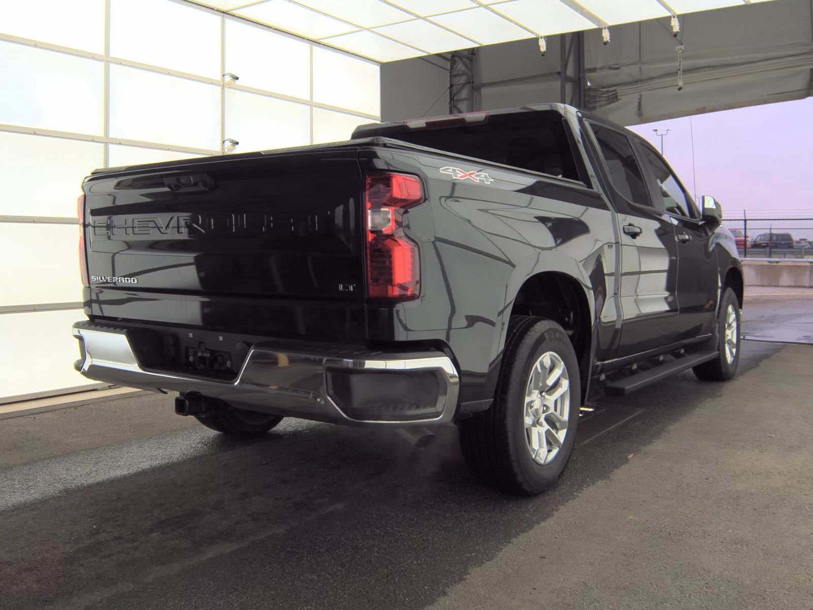 2023 Chevrolet Silverado 1500 LT AWD