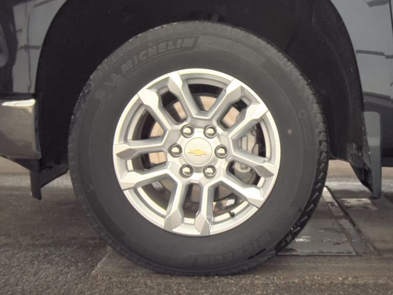 2023 Chevrolet Silverado 1500 LT AWD