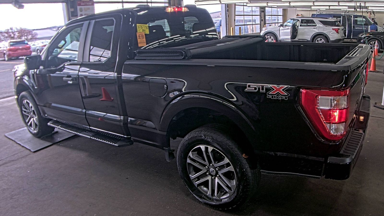 2022 Ford F-150 XL AWD