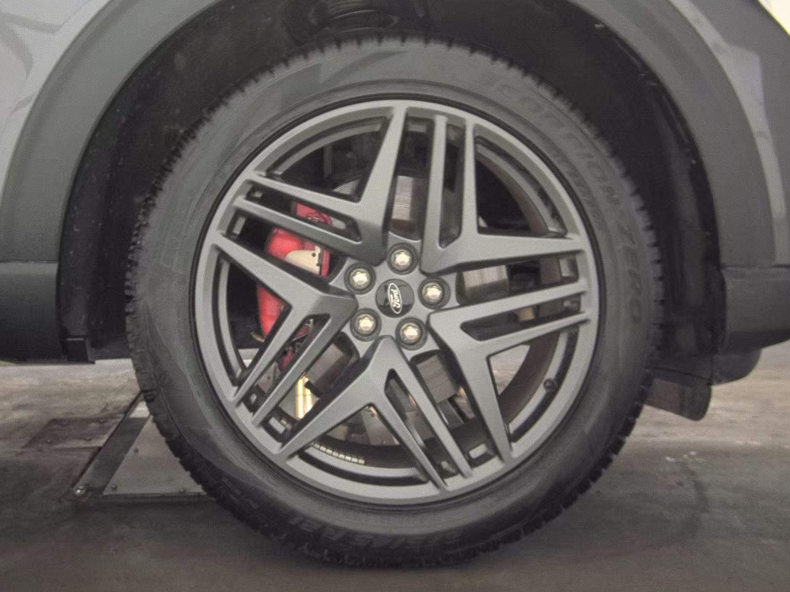 2025 Ford Explorer ST-Line AWD