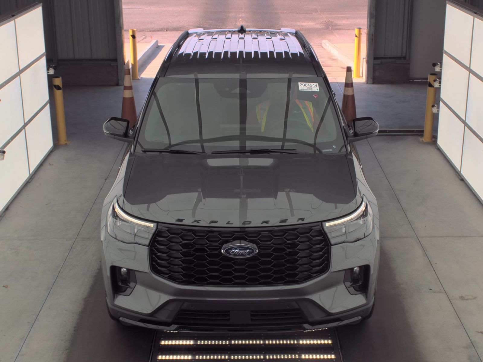 2025 Ford Explorer ST-Line AWD