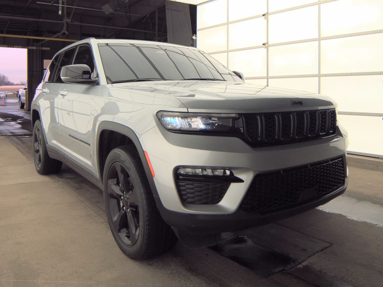 2023 Jeep Grand Cherokee Limited AWD