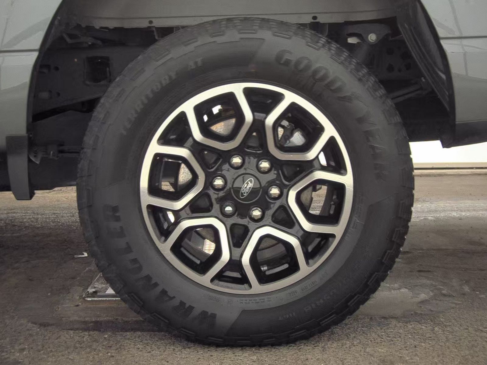 2023 Ford F-150 Hybrid XLT AWD