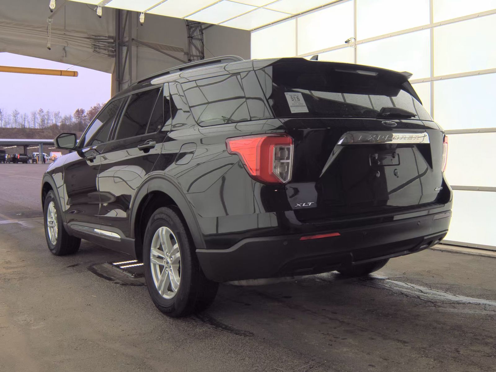 2023 Ford Explorer XLT AWD