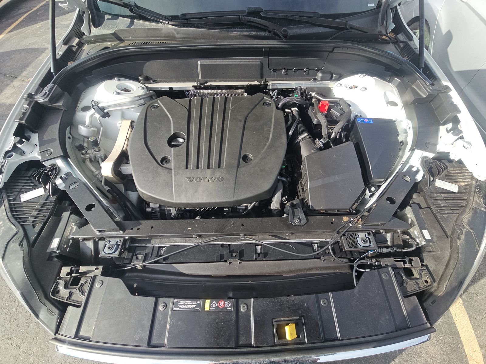 2023 Volvo XC60 B5 Plus AWD