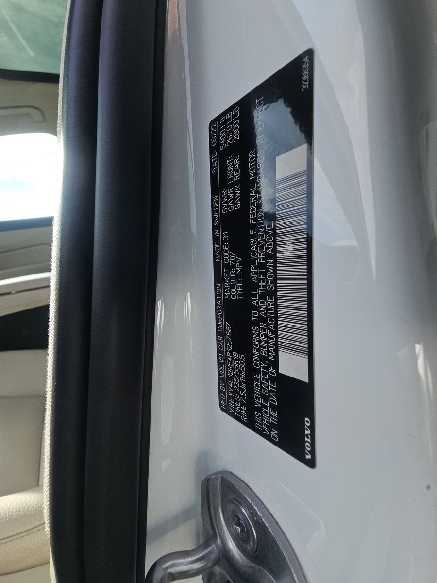 2023 Volvo XC60 B5 Plus AWD