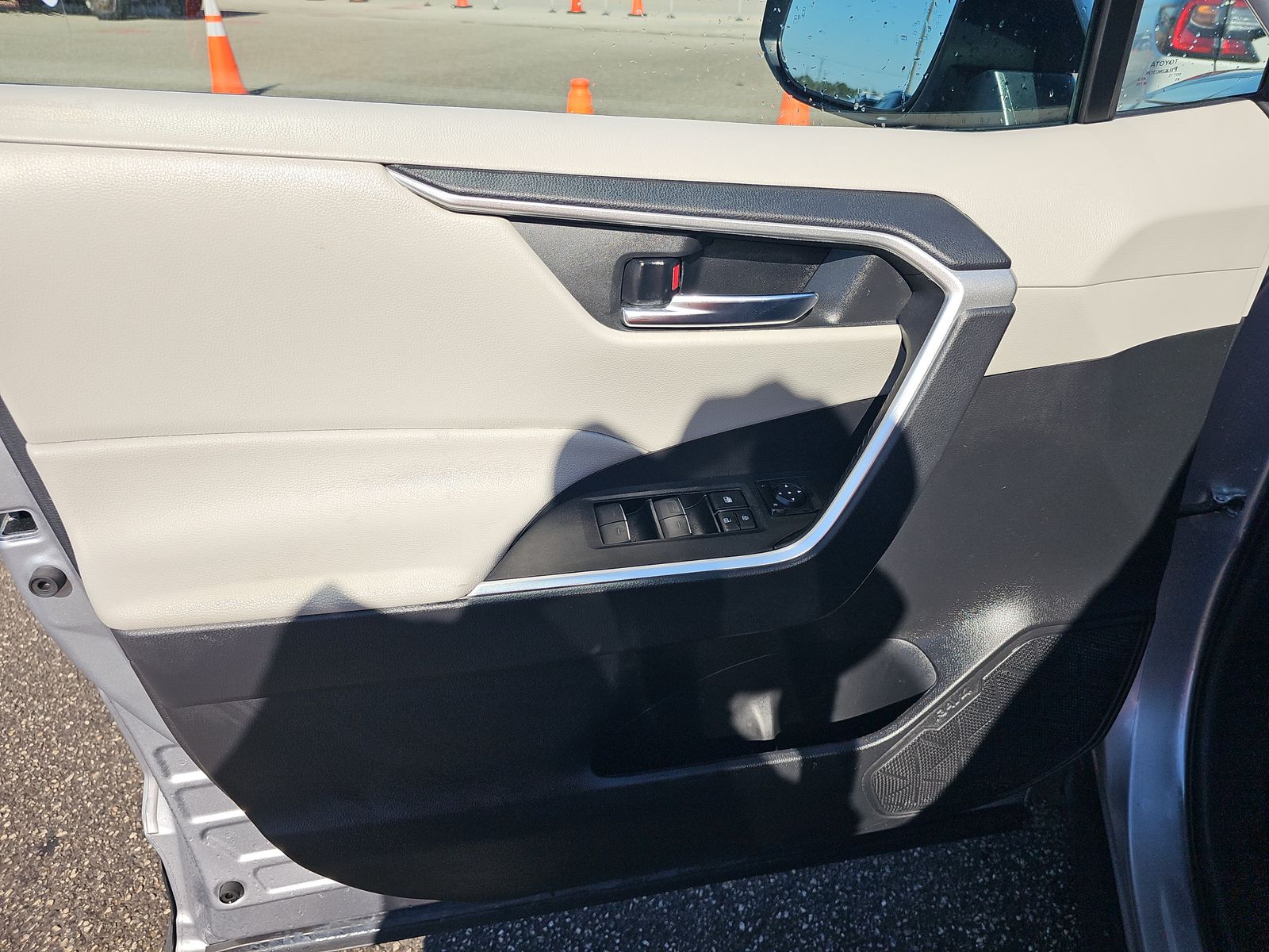 2022 Toyota RAV4 XLE FWD