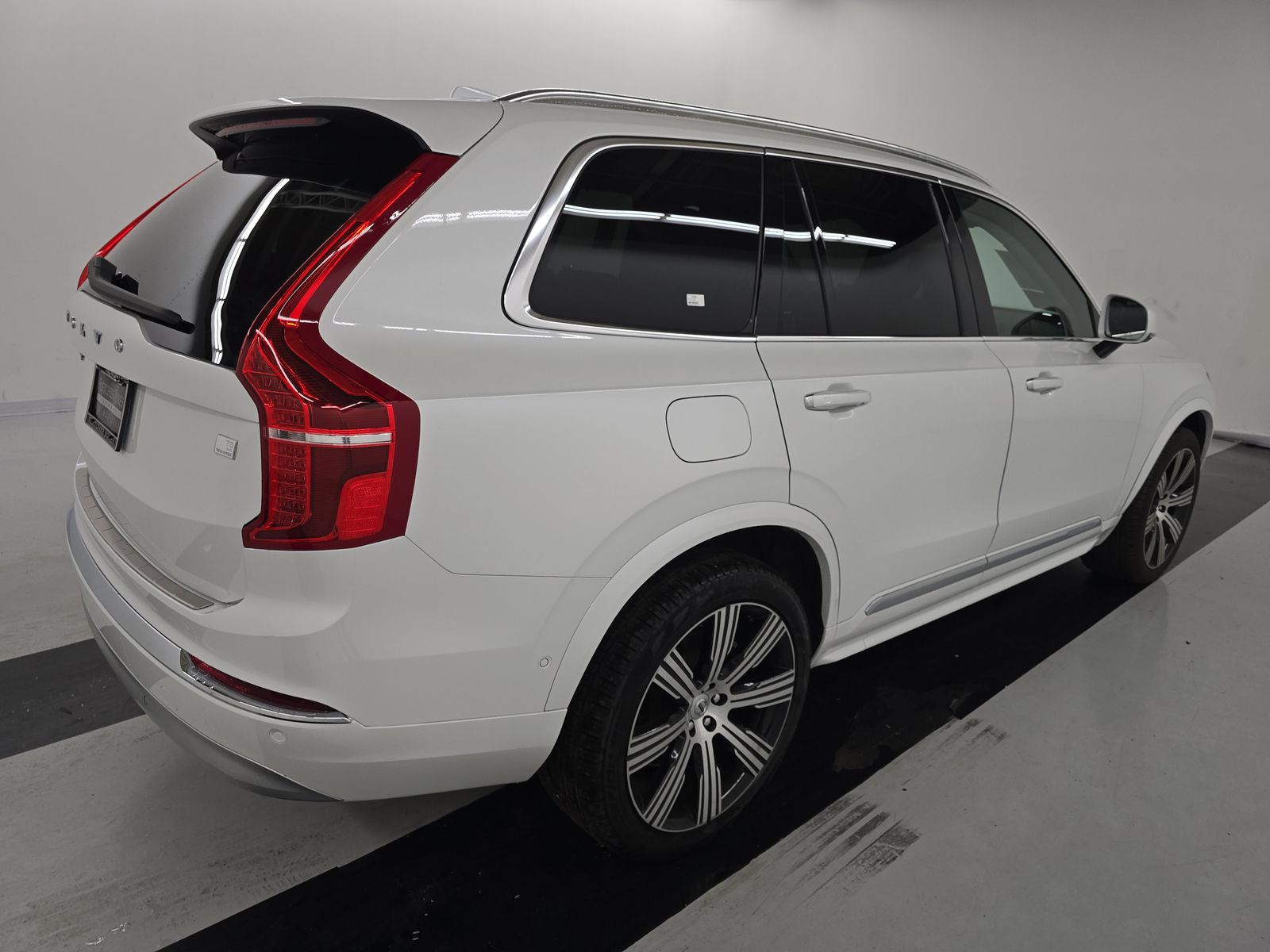 2022 Volvo XC90 Recharge T8 Inscription AWD