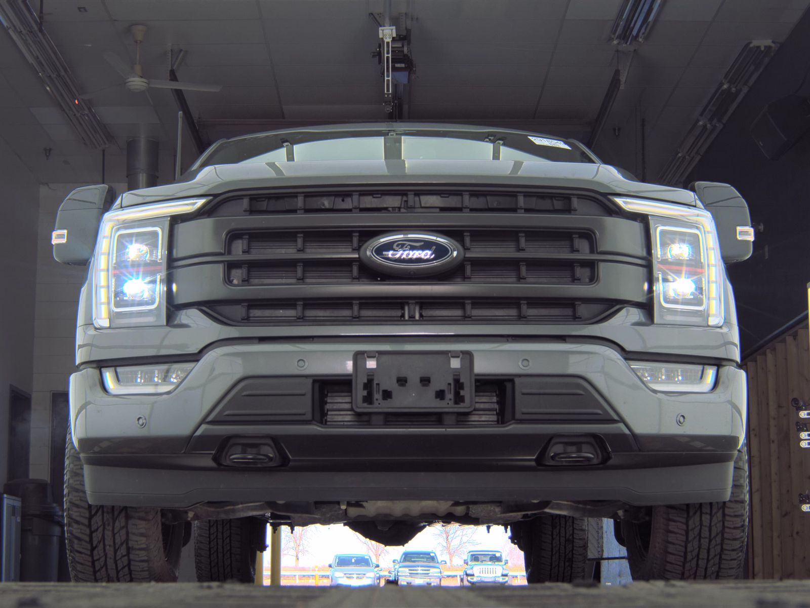 2023 Ford F-150 Hybrid Lariat AWD