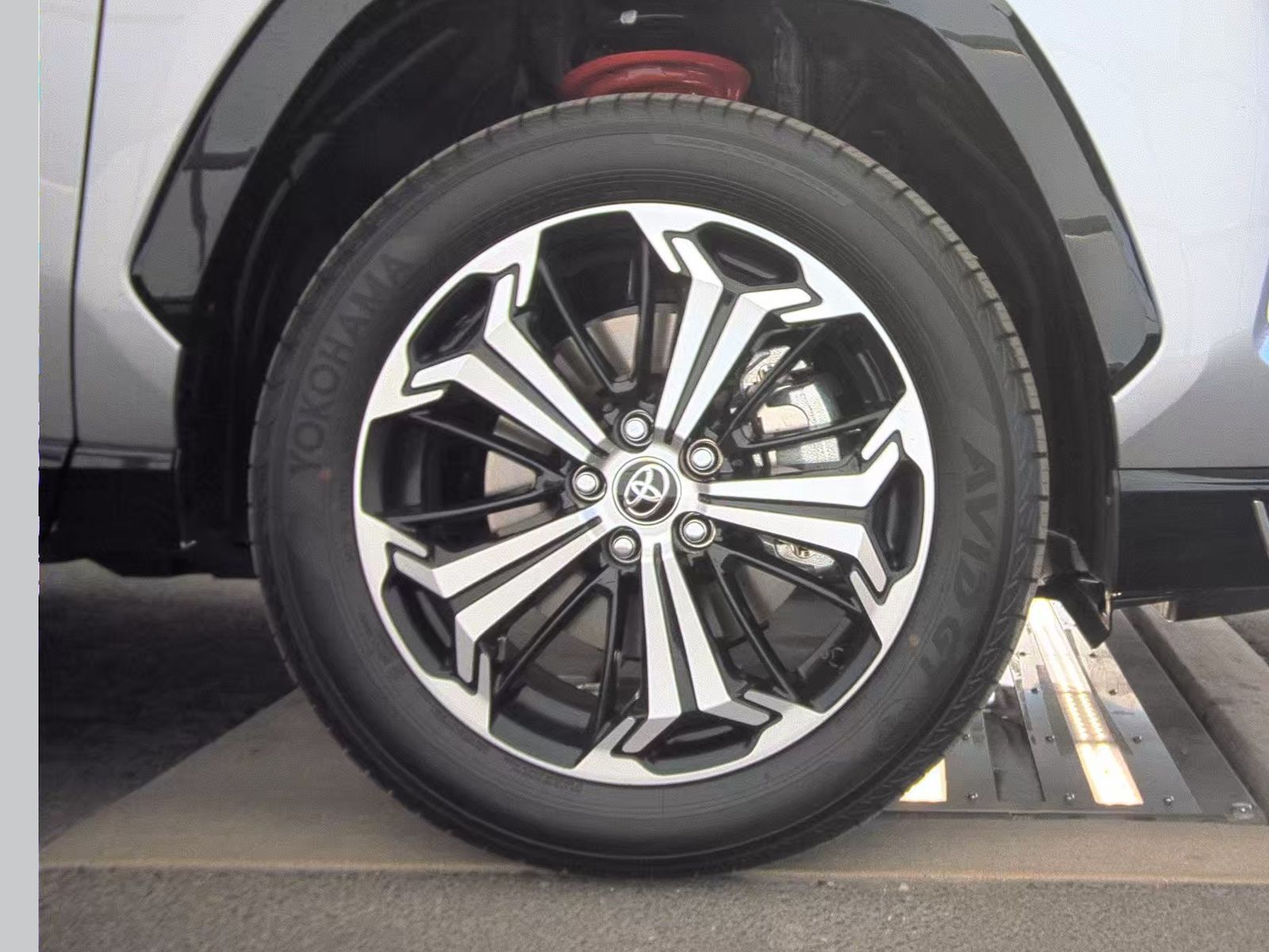 2025 Toyota RAV4 Plug-In Hybrid XSE AWD