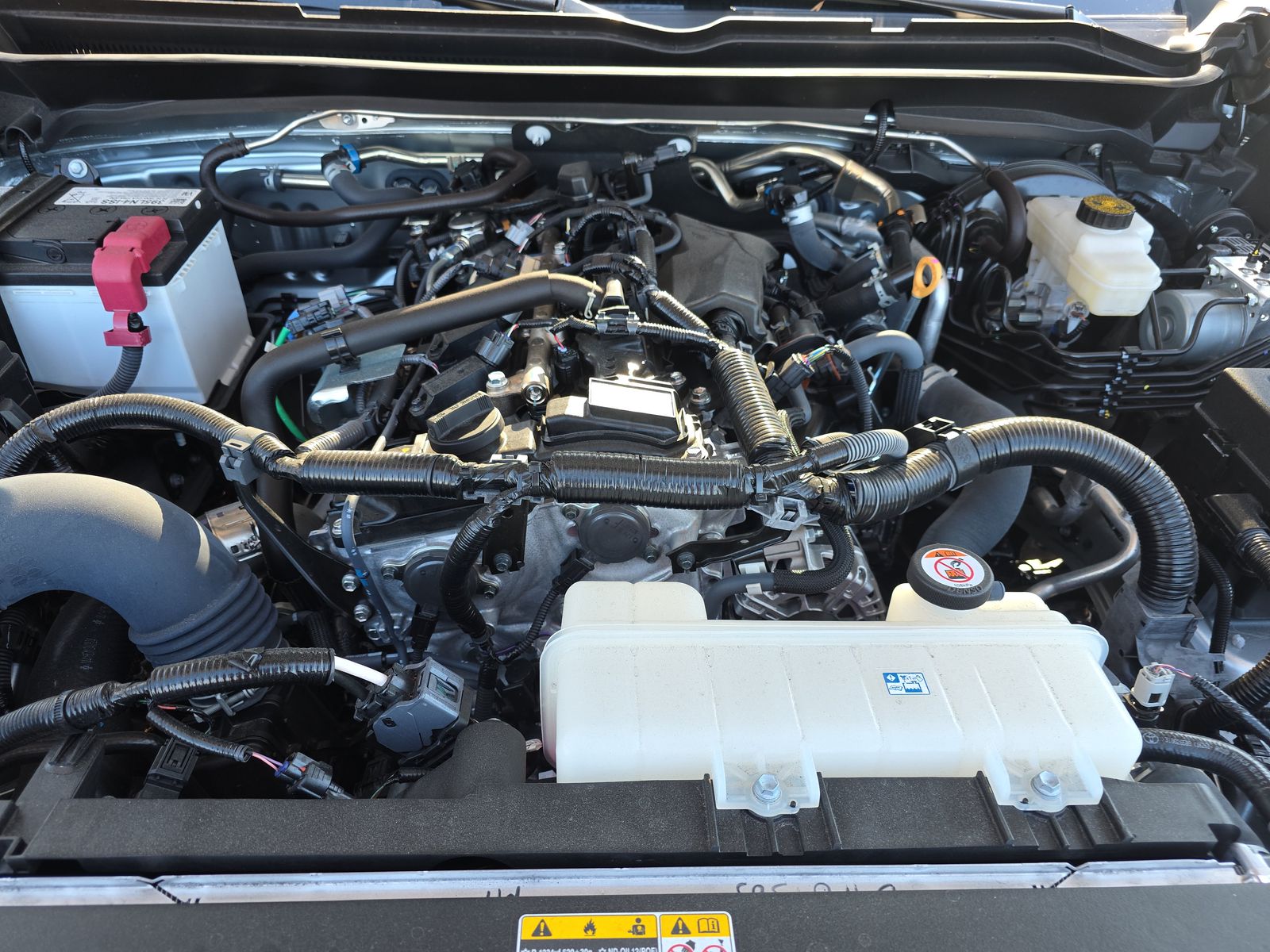 2025 Toyota Tacoma SR5 RWD