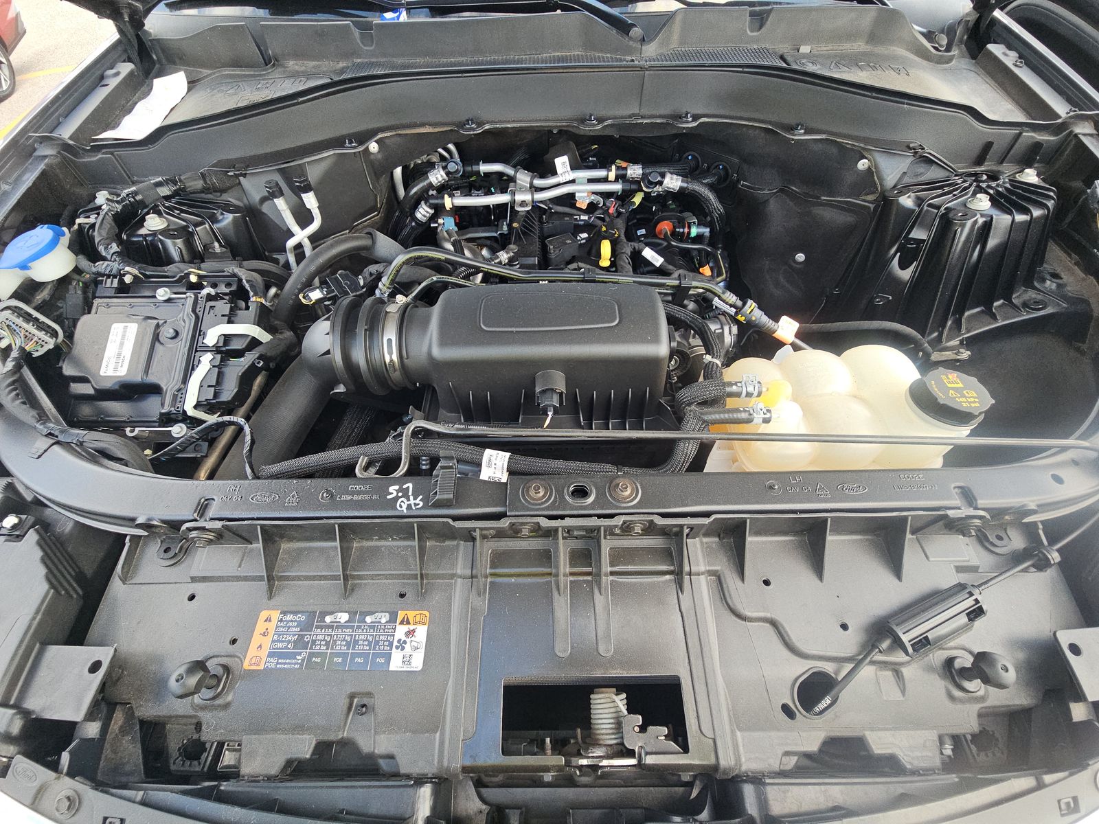 2023 Ford Explorer XLT AWD