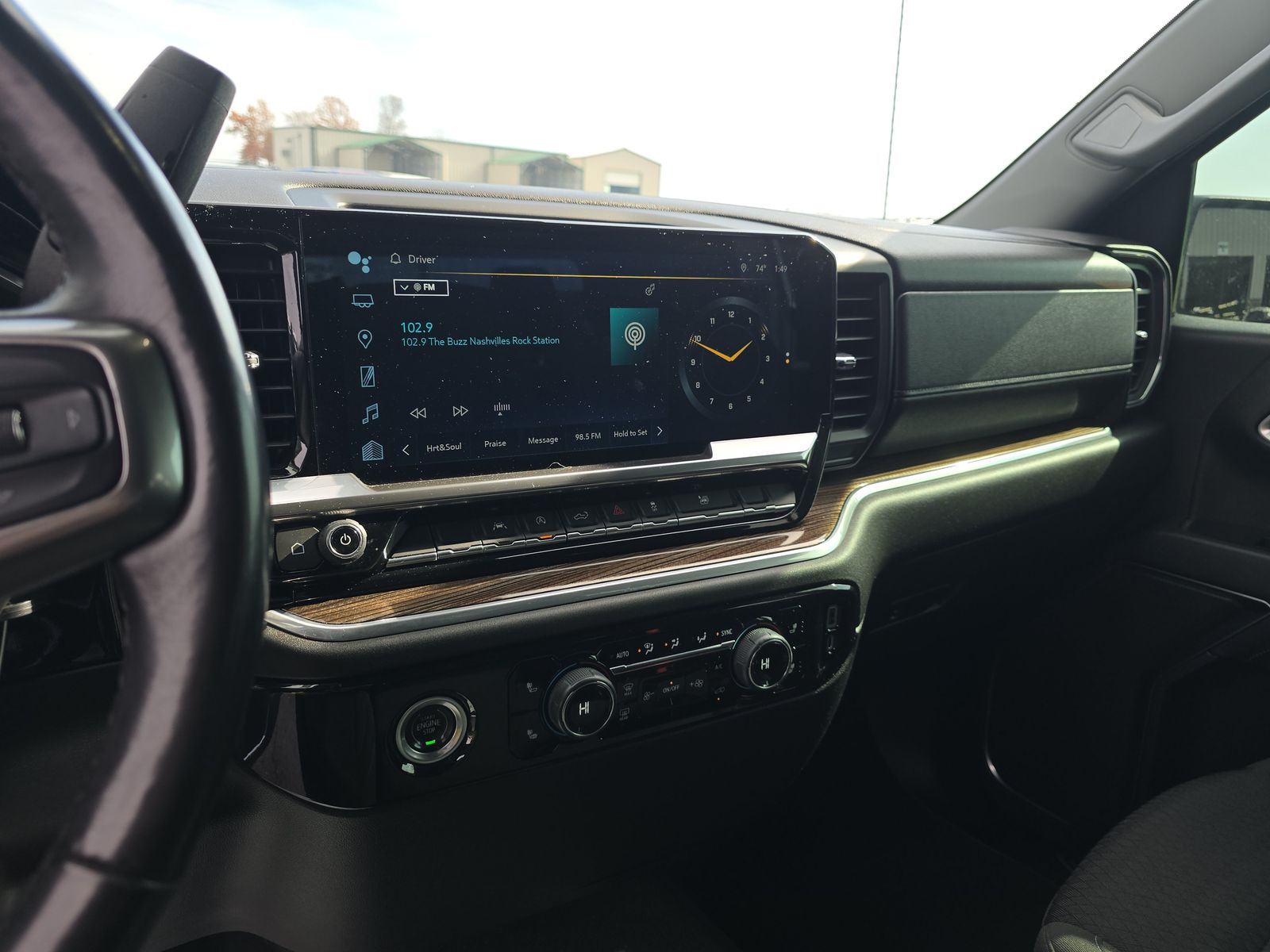 2022 Chevrolet Silverado 1500 LT AWD