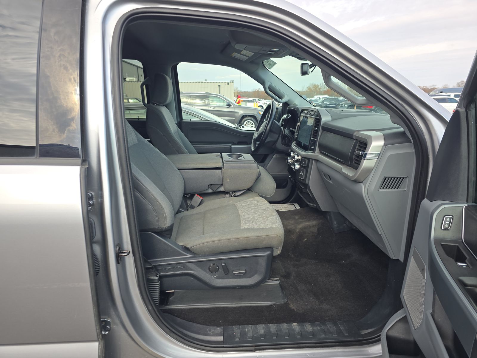 2022 Ford F-150 XLT AWD